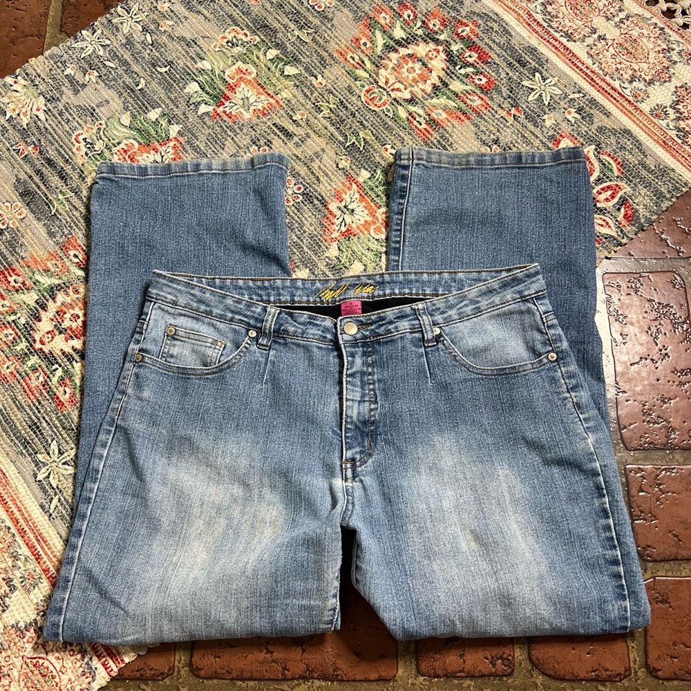 Bill Blass boot cut denim jeans